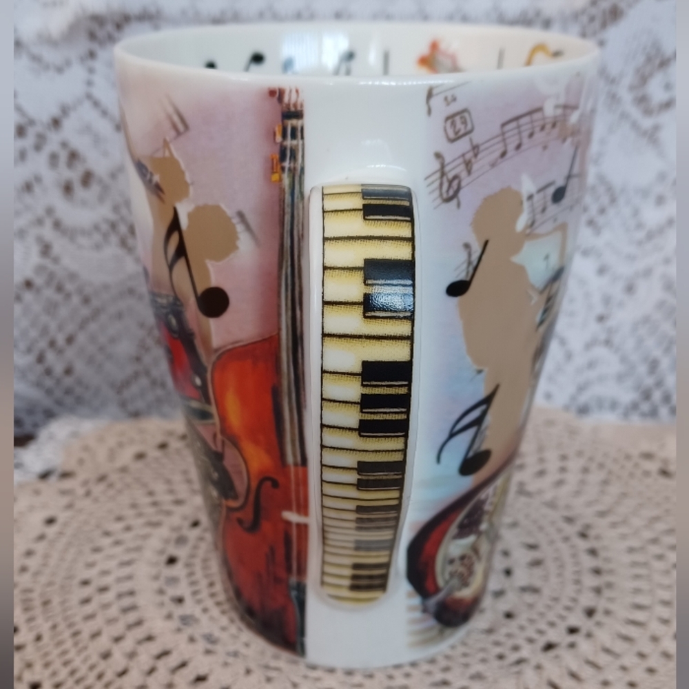 CARDEW DESIGN TGUY BONE CHINA ROCK & ROLL MUG W/PIANO KEY GRAPHIC HANDLE 2013 - Picture 4 of 10